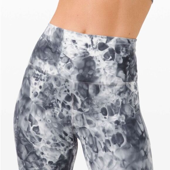 Lululemon Wunder Under Marble Dye High Rise Crop 21" - Picture 5 of 9